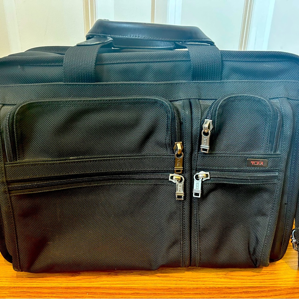 TUMI Expandable Organizer Laptop Briefcase